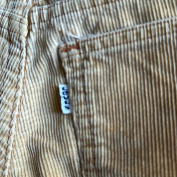 Levi’s Vintage Corduroy shorts - Picture 3 of 6